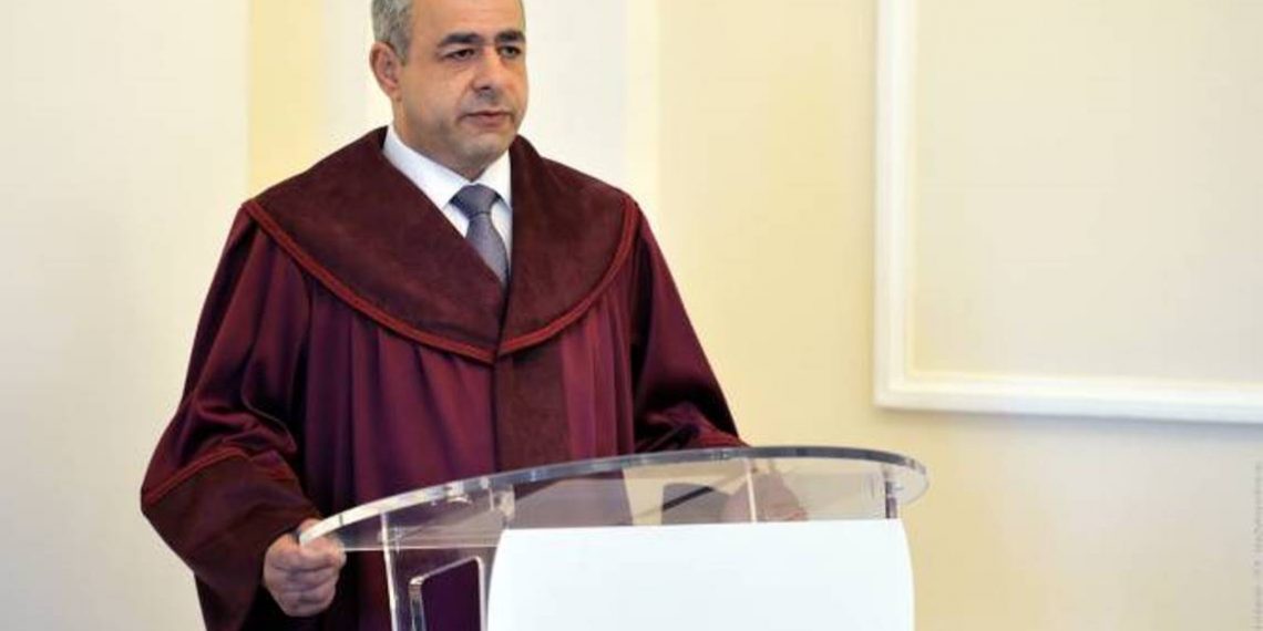 В резиденции Президента Республики состоялась церемония приведения судей к присяге