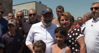 Помогите нам — помочь вам. Пашинян договорился с обратившимися к нему сельчанами