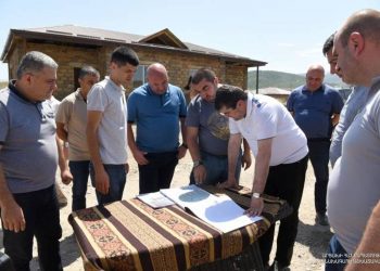 Президент Арцаха проследил за ходом ряда масштабных проектов, запущенных в Аскеранском районе после войны