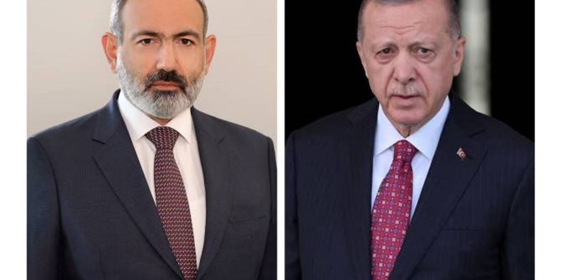 Премьер-министр Пашинян провел телефонный разговор с президентом Турции
