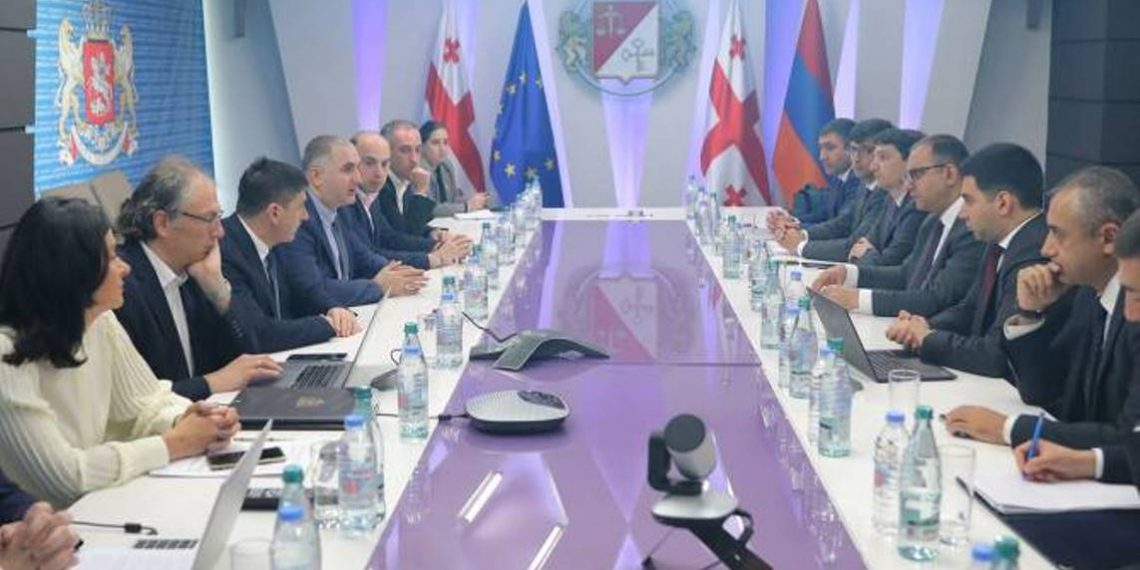 Делегация во главе с министром финансов совершила двухдневный рабочий визит в Грузию