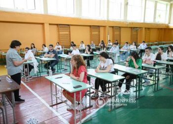 20 из 25 выпускников средней школы Вардениса поступили в ведущие вузы Армении