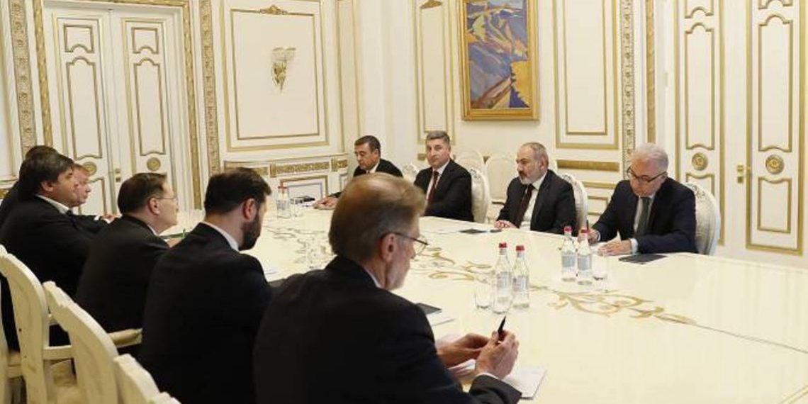 Премьер-министр Пашинян принял генерального директора корпорации “Росатом” Алексея Лихачева