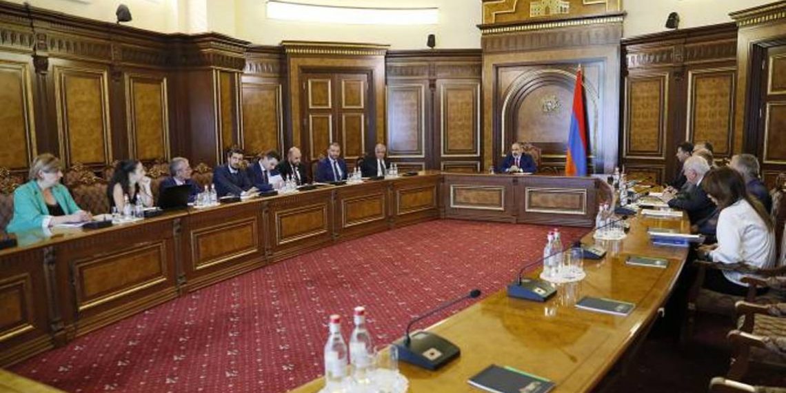 Под председательством премьер-министра обсуждены запланированные в Комитете гражданской авиации реформы