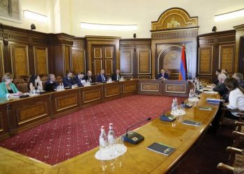 Под председательством премьер-министра обсуждены запланированные в Комитете гражданской авиации реформы