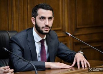 Правящая партия не будет обращаться в КС по вопросу лишения мандатов оппозиционных депутатов