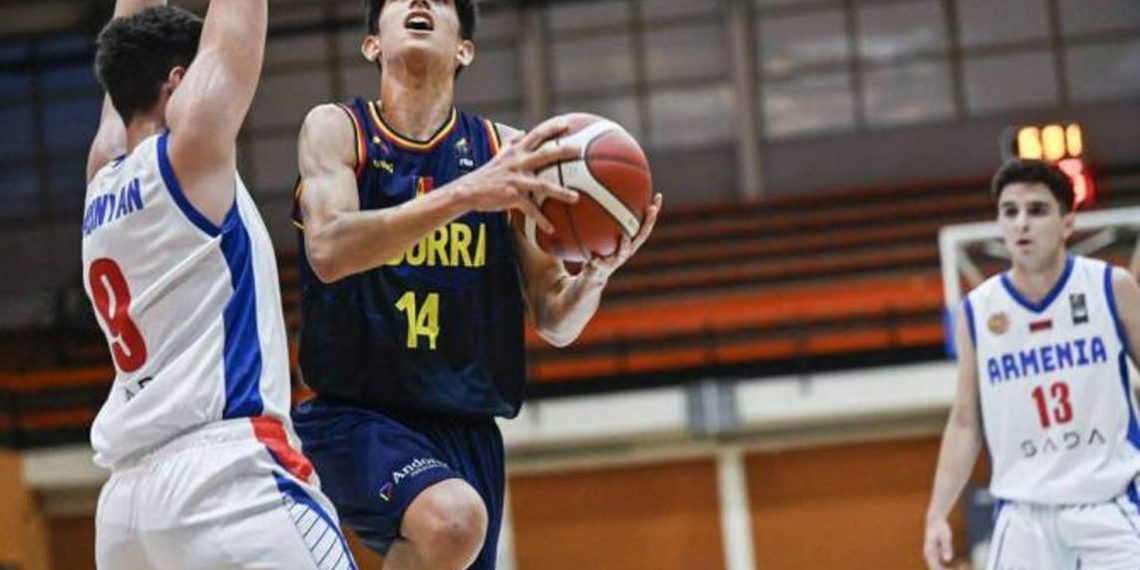 Мужская и женская баскетбольные команды Армении до 16 лет стали вице-чемпионами дивизионов чемпионата Европы