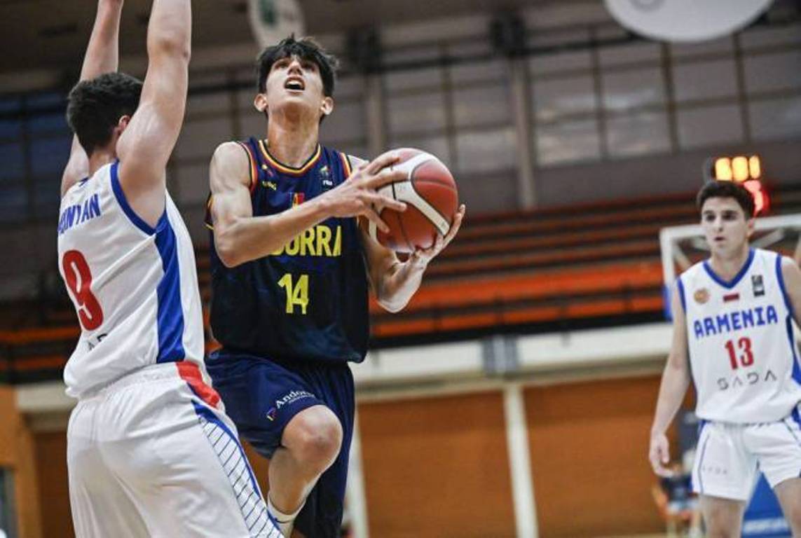 Мужская и женская баскетбольные команды Армении до 16 лет стали вице-чемпионами дивизионов чемпионата Европы