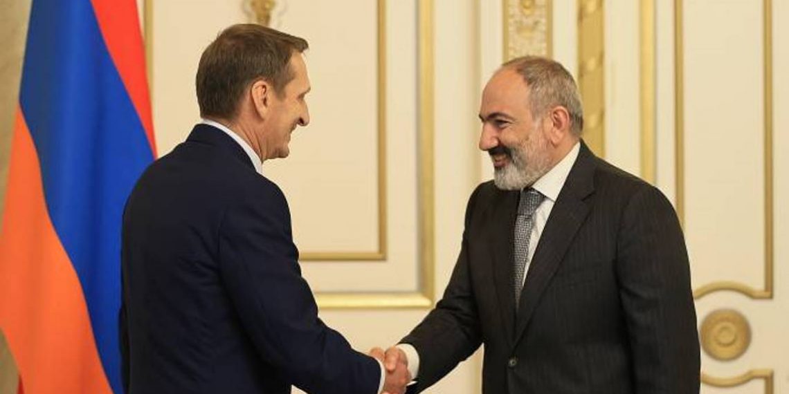 Премьер-министр РА принял директора Службы внешней разведки России