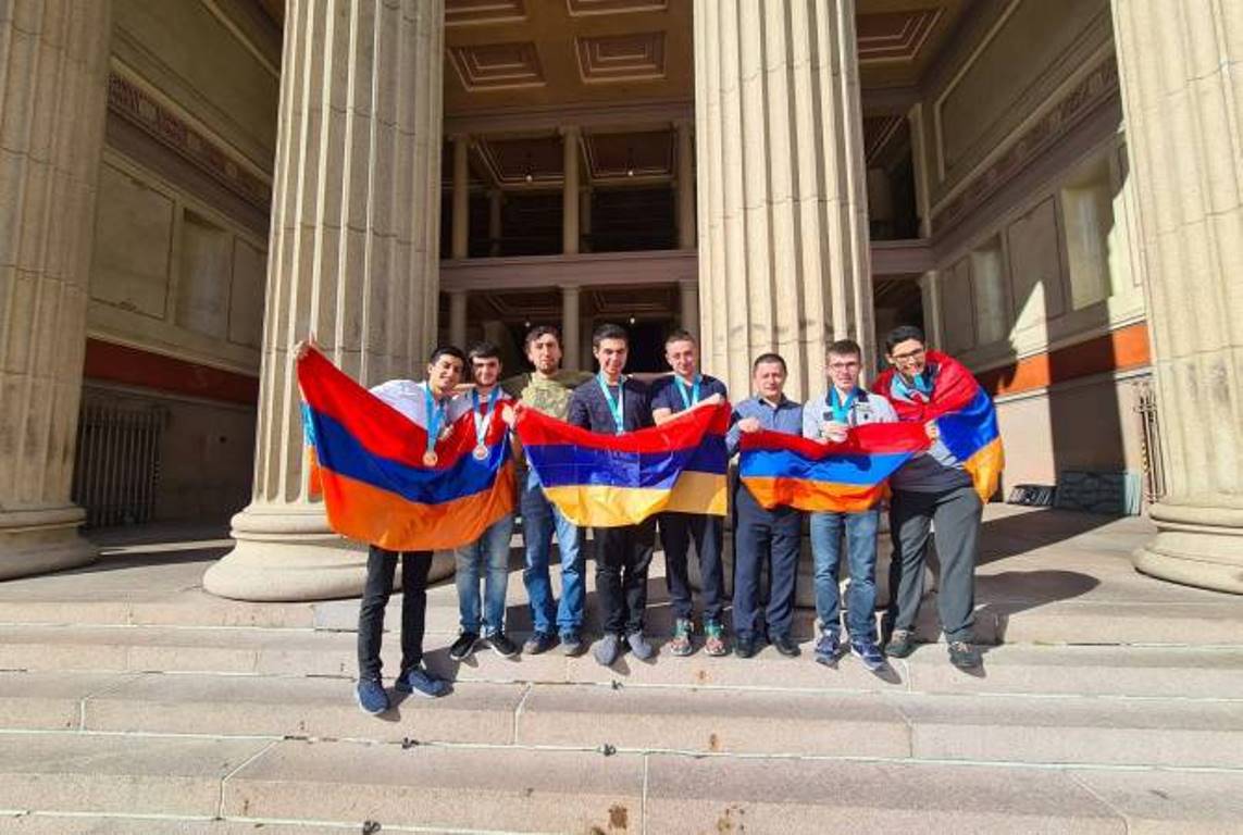 Школьники Армении завоевали 2 серебряные и 4 бронзовые медали на 63-й Международной олимпиаде по математике