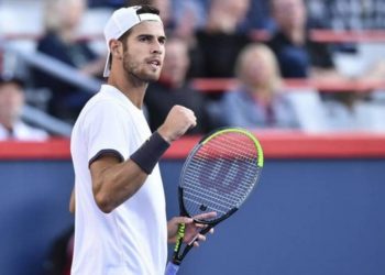 Карен Хачанов удачно стартовал на турнире в Гамбурге