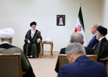 Иран будет выступать против политики блокировки своей границы с Арменией: Аятолла Али Хаменеи