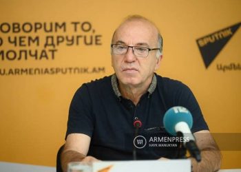 Согласно экономисту, в условиях повышения курса драма в лучшем состоянии находятся импортеры