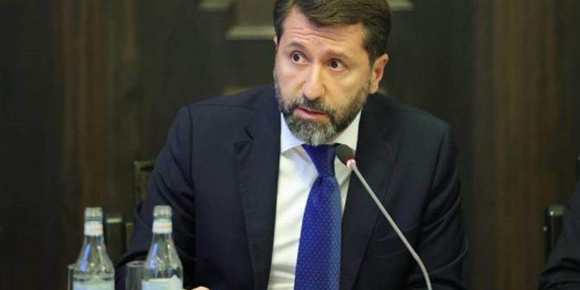 В Армении будет проверяться добропорядочность всех прокуроров, следователей и судей