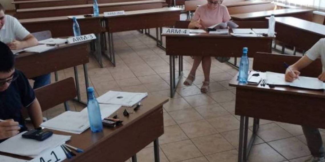 Армянские школьники на 54 Международной олимпиаде по химии завоевали 1 серебряную и 3 бронзовые медали