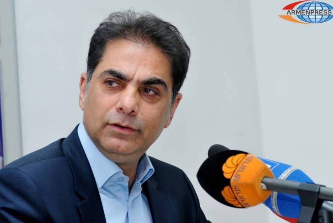 Аппарат премьер-министра Армении пояснил, на каком основании был запрещен въезд в Армению Мурада Папазяна