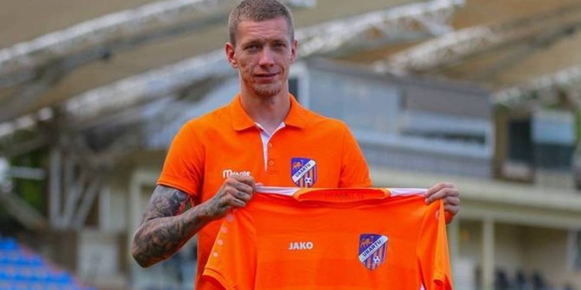 ФК «Урарту» подписал соглашение с российским защитником Евгением Назаровым