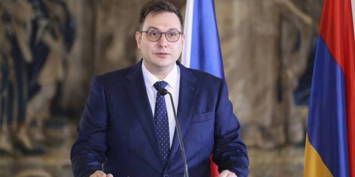 Чехия поддерживает посреднические усилия председателя Европейского совета Шарля Мишеля: глава МИД