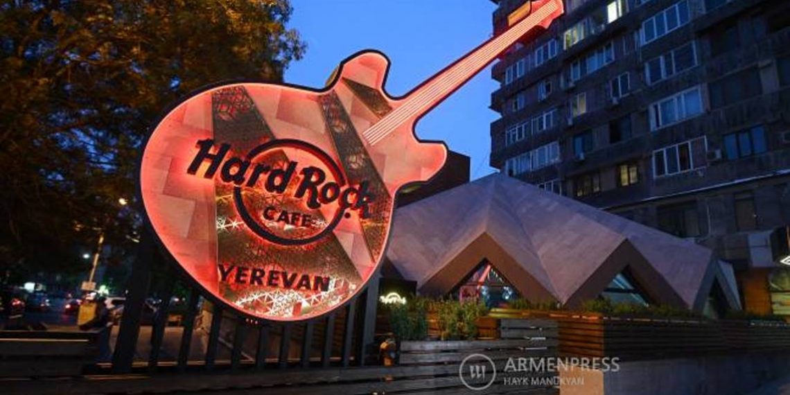 Музейные экспонаты, уникальная кухня: в Ереване скоро откроется Хард Рок Кафе