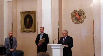 Посольству Армении в России были переданы личные вещи адмирала Исакова для экспозиции музея «Мать Армения»