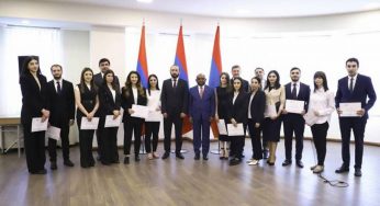 Выпускники Дипломатической школы стали основой нашей внешнеполитической службы: глава МИД Армении