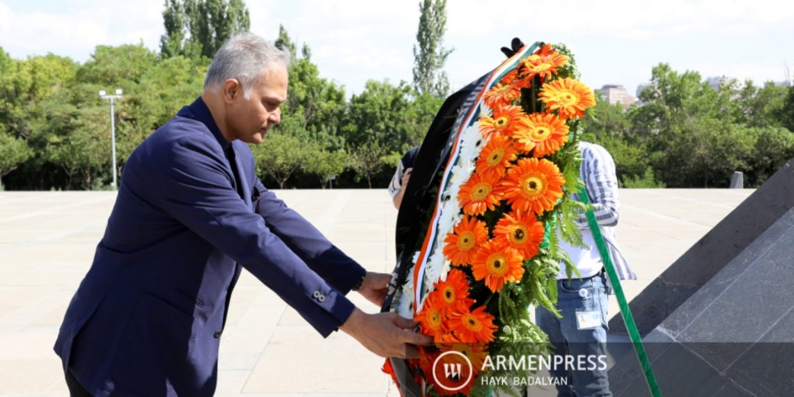 Дань уважения памяти жертв Геноцида армян