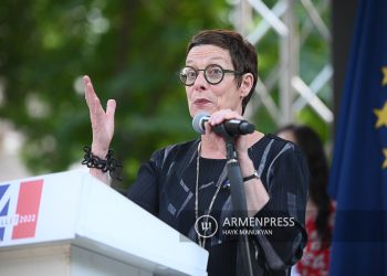 Франция привержена своей роли сопредседателя Минской группы ОБСЕ