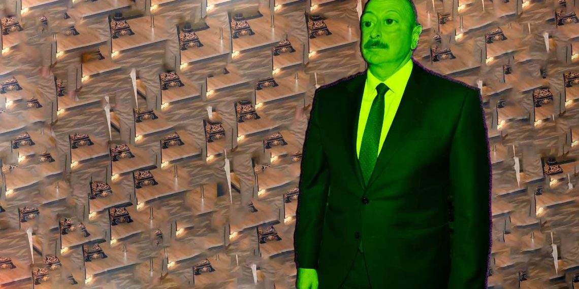 Удивленный Алиев