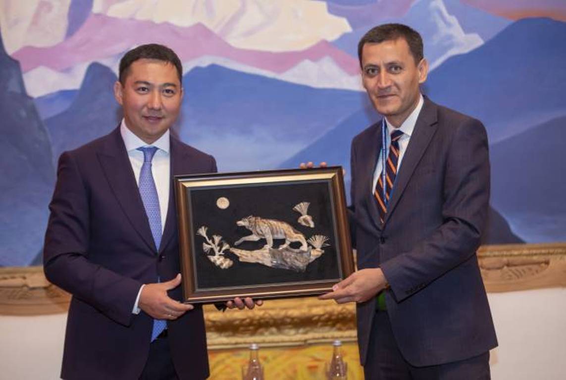 Делегацию, возглавляемую заместителем министра ОНКС Армении, принял министр культуры Кыргызстана Азамат Жаманкулов