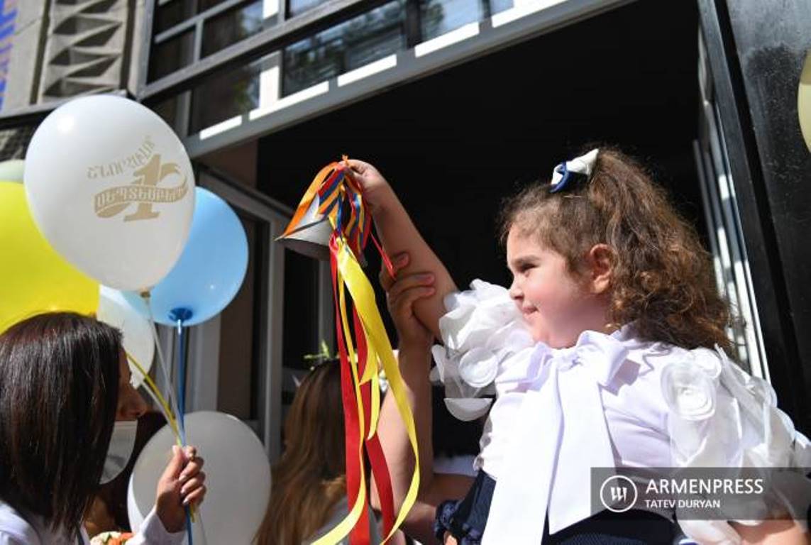 Согласно предварительным данным 1 сентября в Армении в школу пойдут 40 000 первоклассников