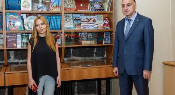 В библиотеках Армении открываются уголки Москвы
