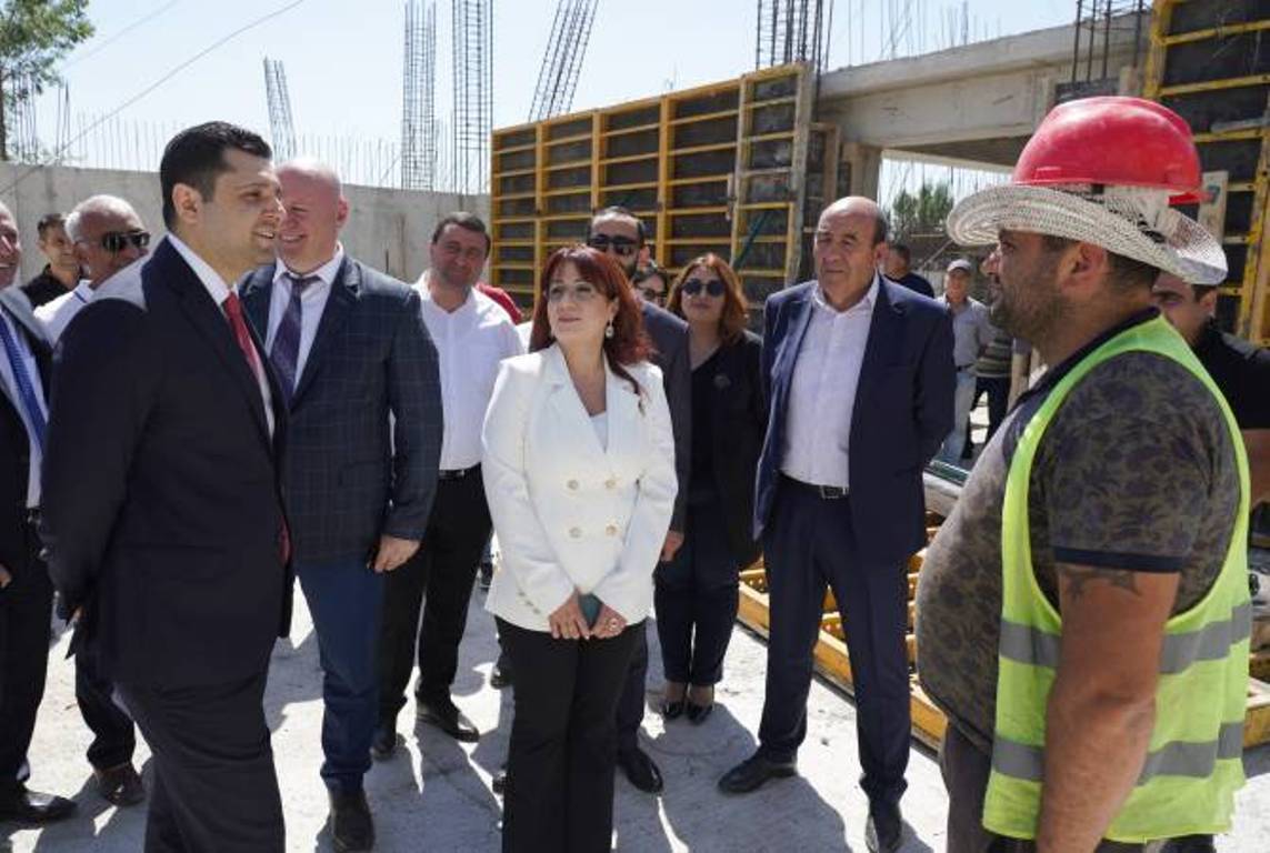 Вице-премьер Армении ознакомился с работами на участке дороги Ланджик-Гюмри дорожного коридора Север-Юг