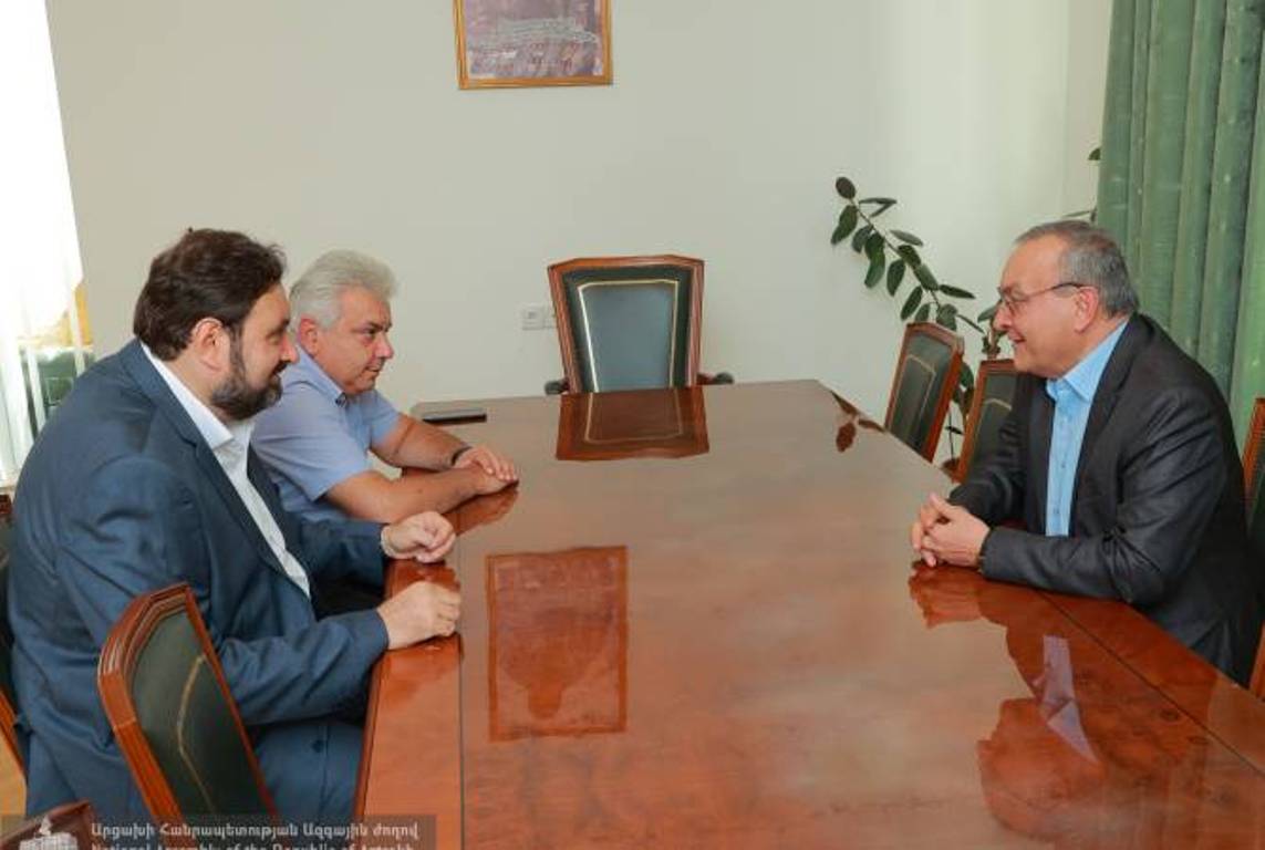 Председатель НС Арцаха принял председателя Правления Общенационального армянского образовательного и культурного союза