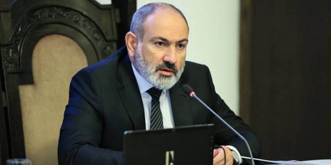 Обсуждение было непростым: Пашинян сообщил подробности трехсторонней встречи в Брюсселе