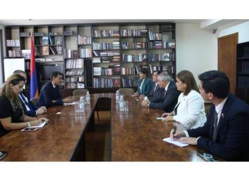 Заместитель министра ОНКС Армении принял посла Филиппин