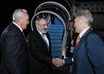 Премьер-министр Пашинян с рабочим визитом прибыл во Владивосток для участия в ВЭФ