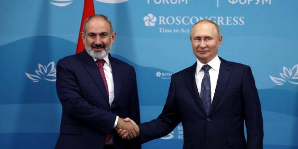 Владимир Путин отметил работу правительства Армении по стабилизации экономической ситуации в стране