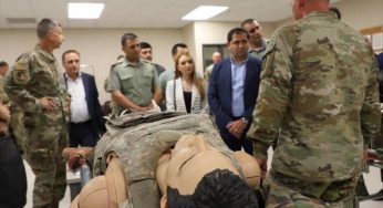 Министр обороны Армении посетил учебный центр в городе Салина штата Канзас