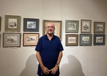 В галерее сестер Асламазян в Гюмри открылась выставка графических работ «Гюмри и не только». 