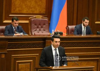 Председатель Парламента Армении представит проект заявления НС о нападении Азербайджана