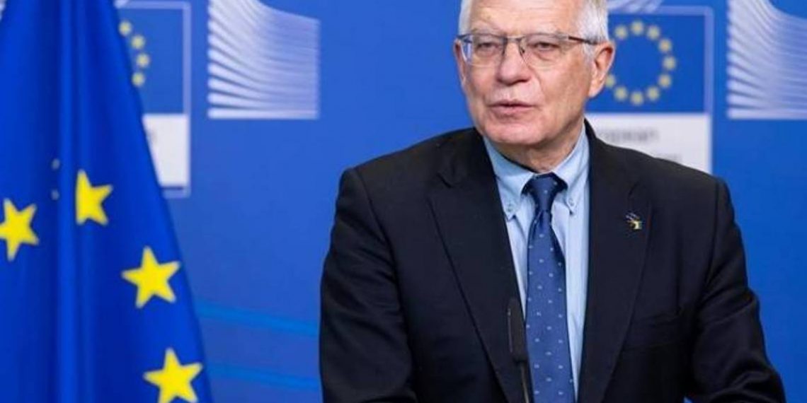 Все силы должны отойти на позиции, которые занимали до обострения ситуации, и соблюдать режим прекращения огня: Боррель