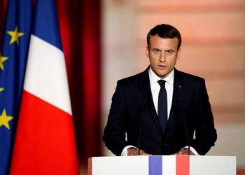 Макрон призвал строго соблюдать режим прекращения огня и уважать территориальную целостность Армении