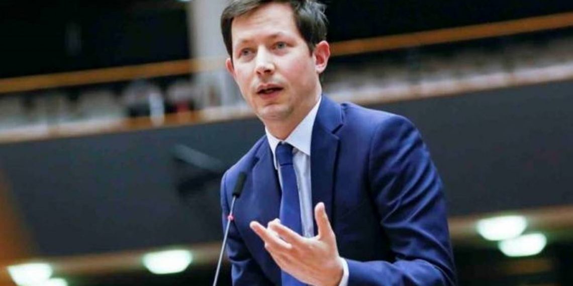 Член Европарламента призвал прекратить сотрудничество с преступным режимом Алиева