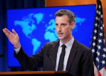 США призывают РФ использовать свое влияние на Армению и Азербайджан для прекращения военных действий