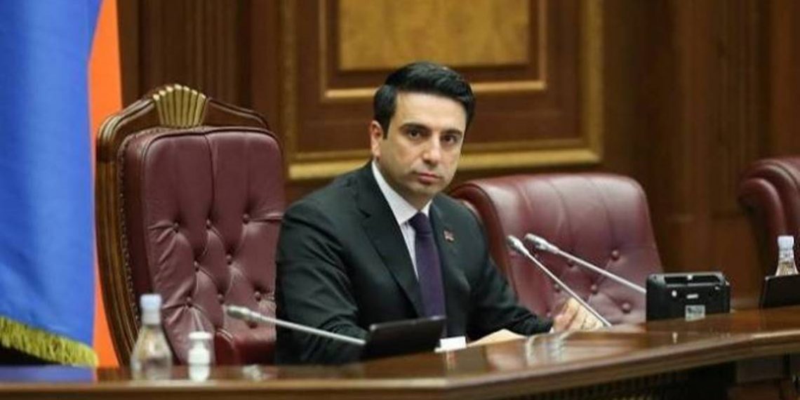 В результате нападения Азербайджана на Армению погибли мирные жители: председатель Национального собрания Армении