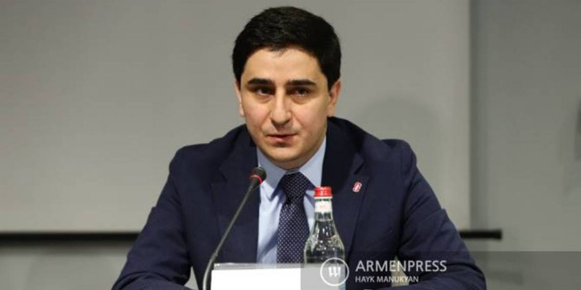 Егише Киракосян обратился в Европейский суд для защиты прав армянских пленных, снятых в видеоматериалах Азербайджана