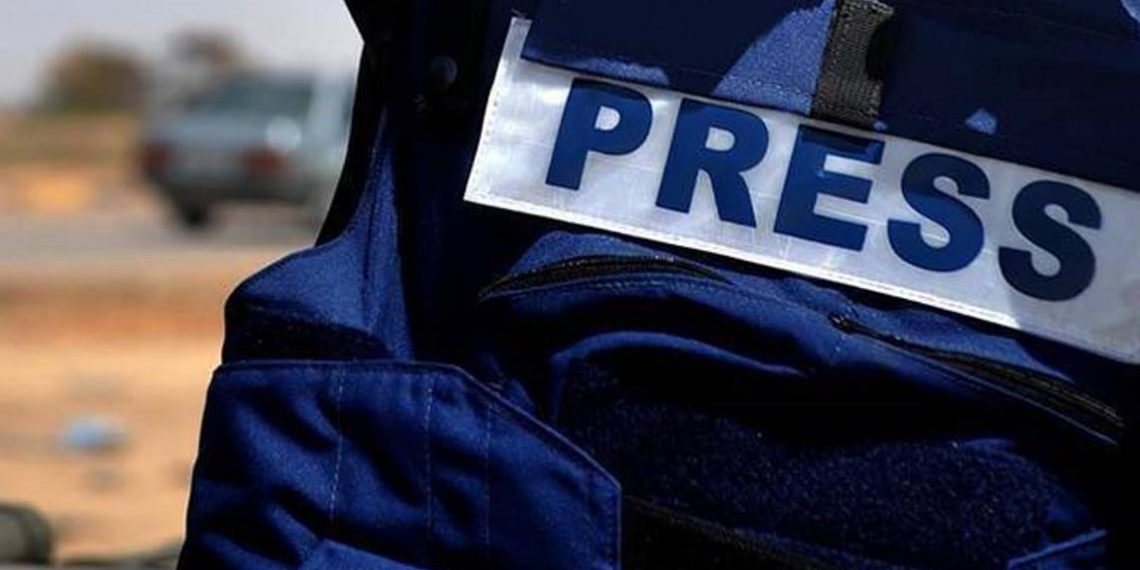 Противник открыл огонь по представителям армянских и иностранных СМИ: пострадавших нет