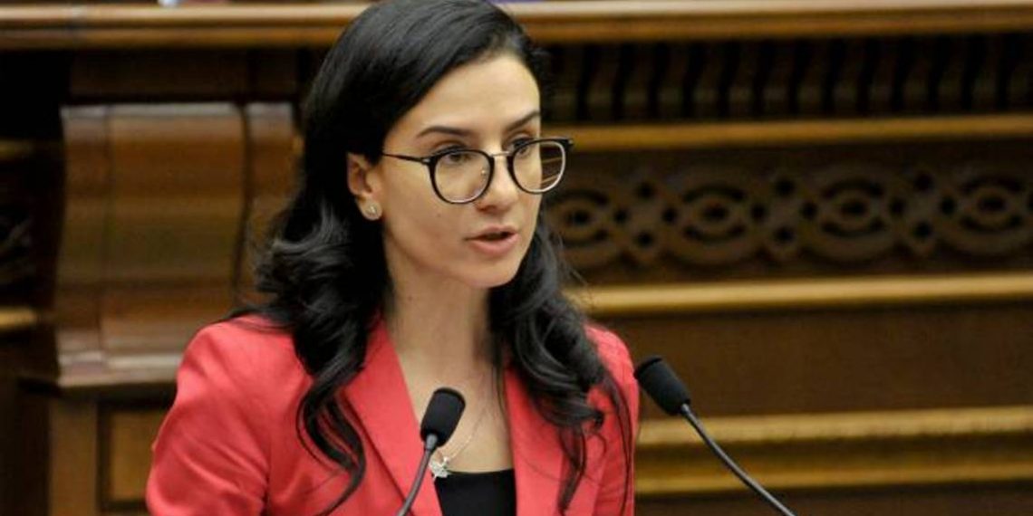 Анна Вардапетян вступила на должность генерального прокурора Армении
