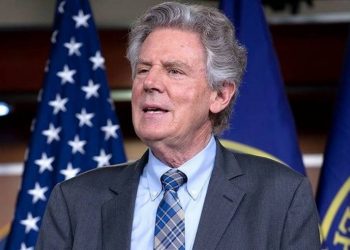 Мы должны направить мощный сигнал, что агрессия Алиева неприемлема: Фрэнк Паллоне