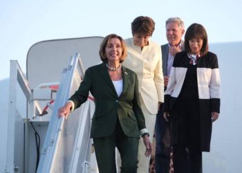 Спикер Палаты представителей США Нэнси Пелоси прибыла в Армению